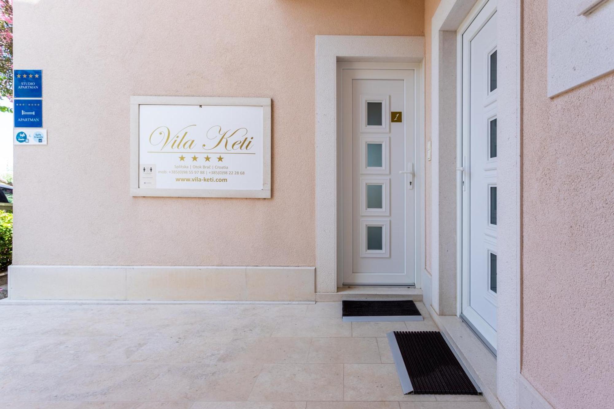 Villa Keti Apartments Pool & Wellness Splitska Exterior photo